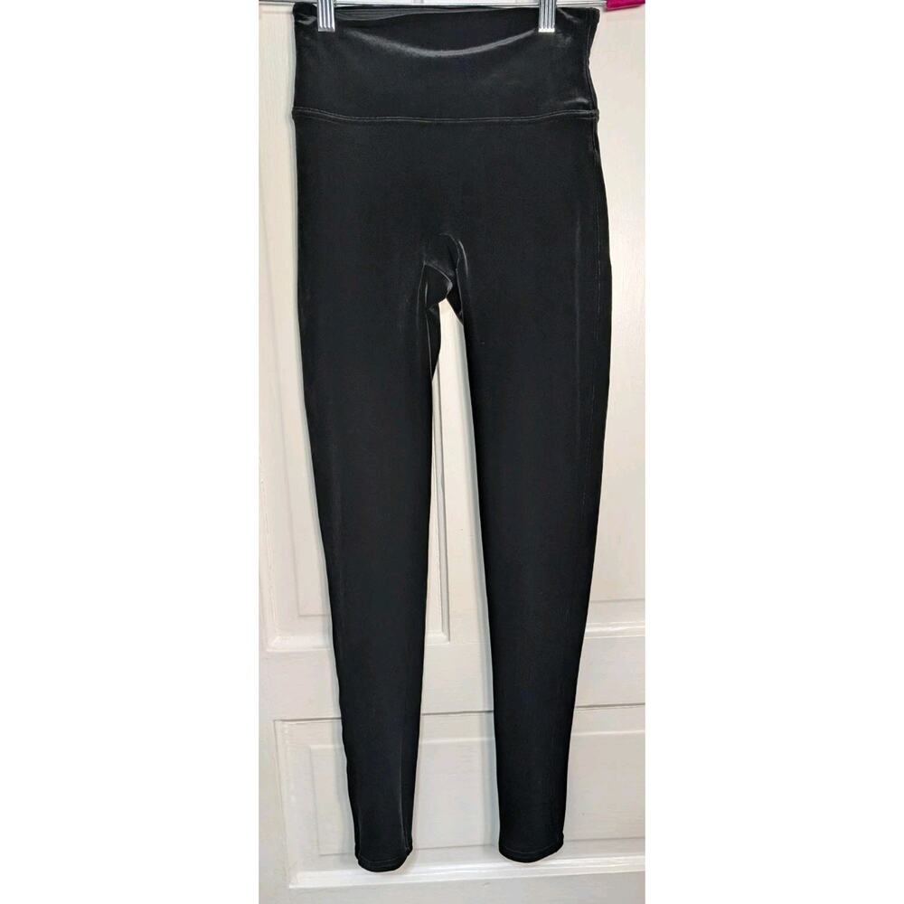 SPANX Velvet Black Leggings Women M Velour Soft Slimming Shapewear Comfort(906)